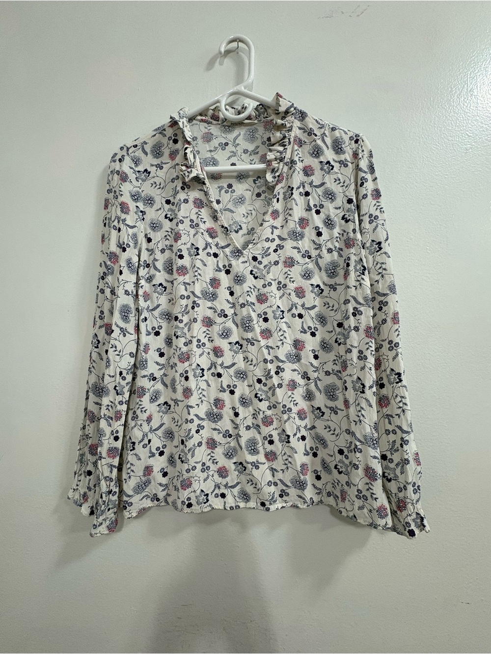 NAF NAF Cream Floral V-Neck Ruffled Blouse